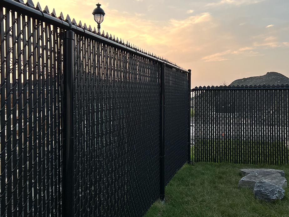 Chain Link Fence Contractor in Ottawa and Gatineau