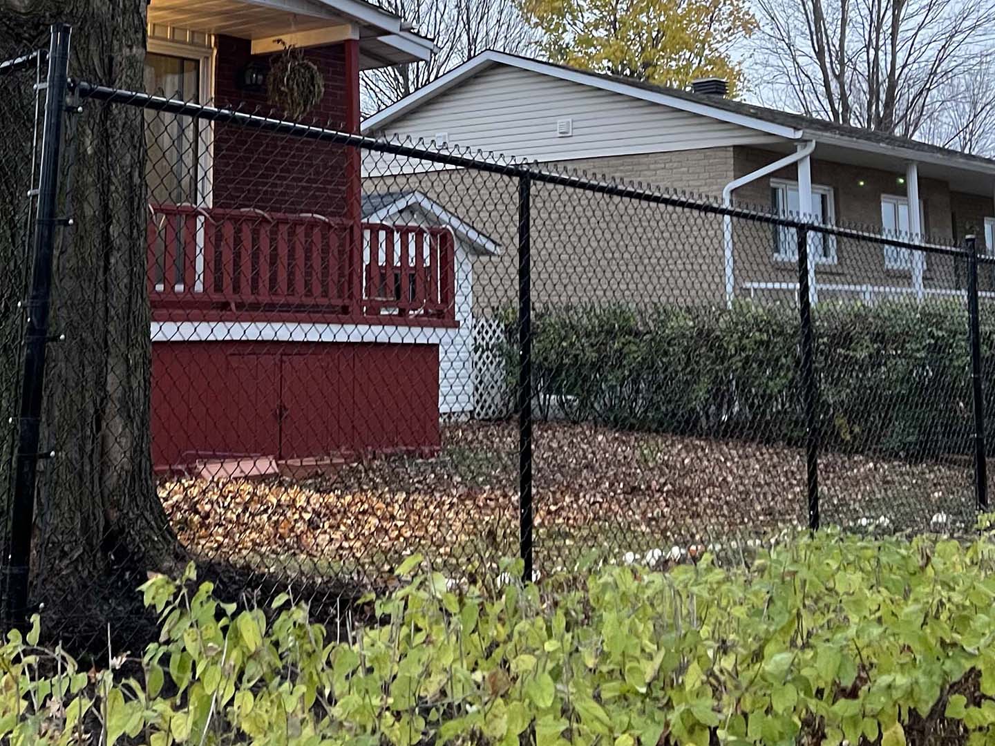 Chain Link Fences | Ottawa Gatineau Fencing - Ottawa and Gatineau